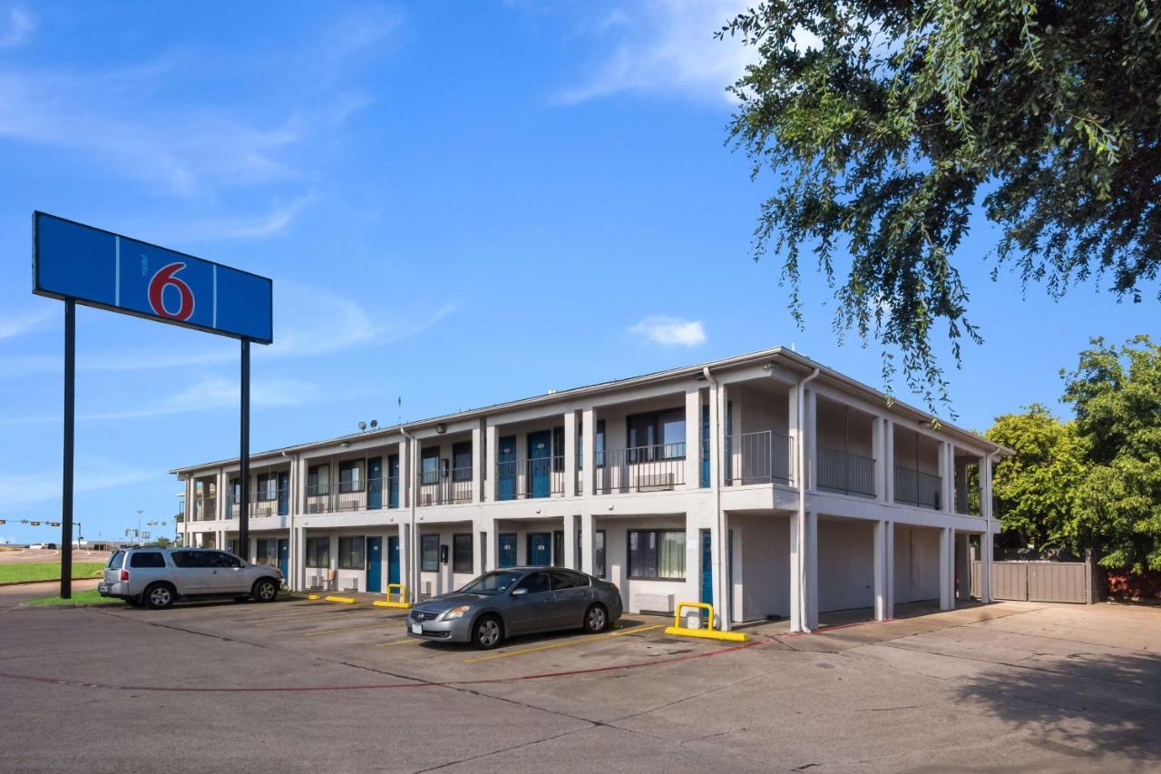 Motel 6 Irving - Loop 12 Zewnętrze zdjęcie