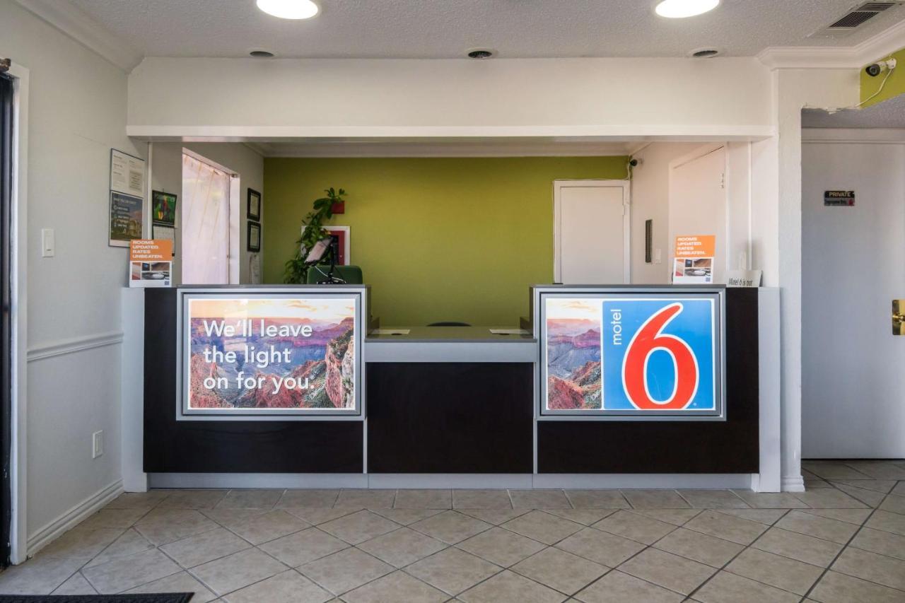 Motel 6 Irving - Loop 12 Zewnętrze zdjęcie